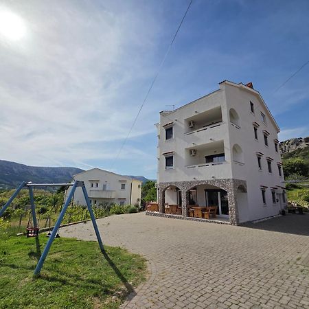 Apartments Leticia I Башка Экстерьер фото