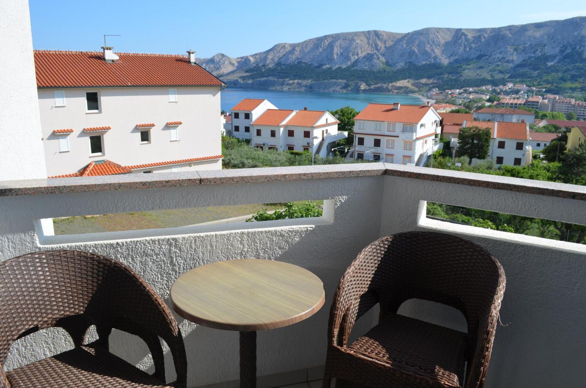 Apartments Leticia I Башка Экстерьер фото